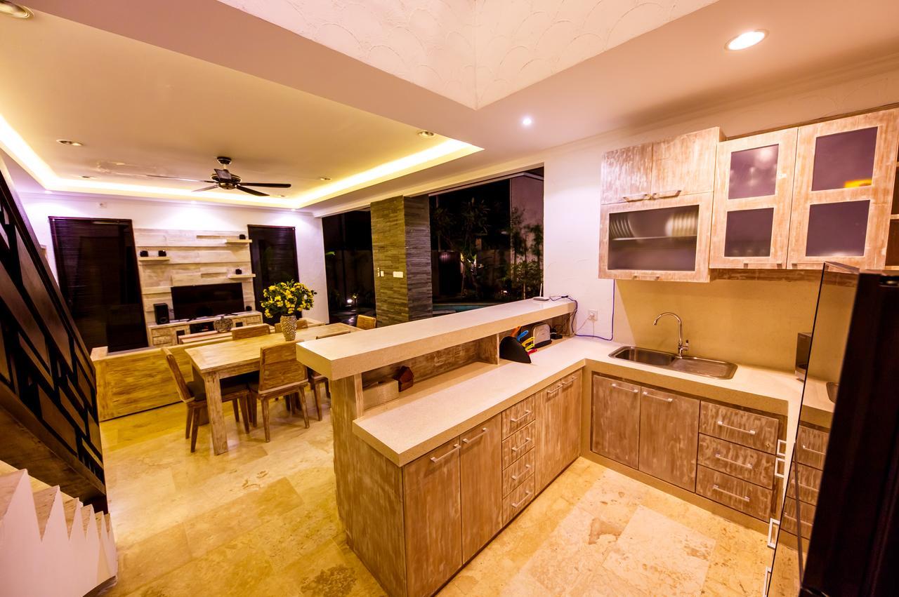 Villa Suzuki 3 Seminyak Екстер'єр фото